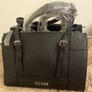 Guess Purse black